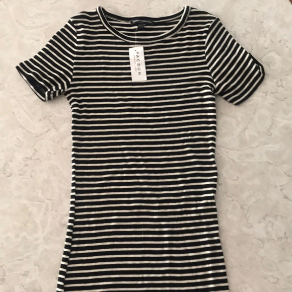 Brandy Melville Dresses & Skirts - Brandy Melville Stripped T shirt Dress